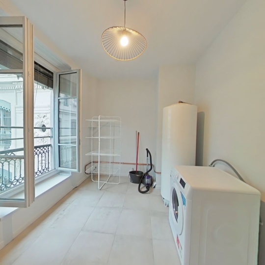  Annonces MAISON RHONE : Appartement | LYON (69001) | 133 m2 | 2 600 € 