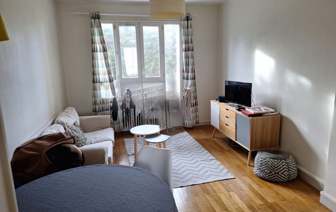 Annonces MAISON RHONE : Appartement | LYON (69006) | 49 m2 | 772 € 